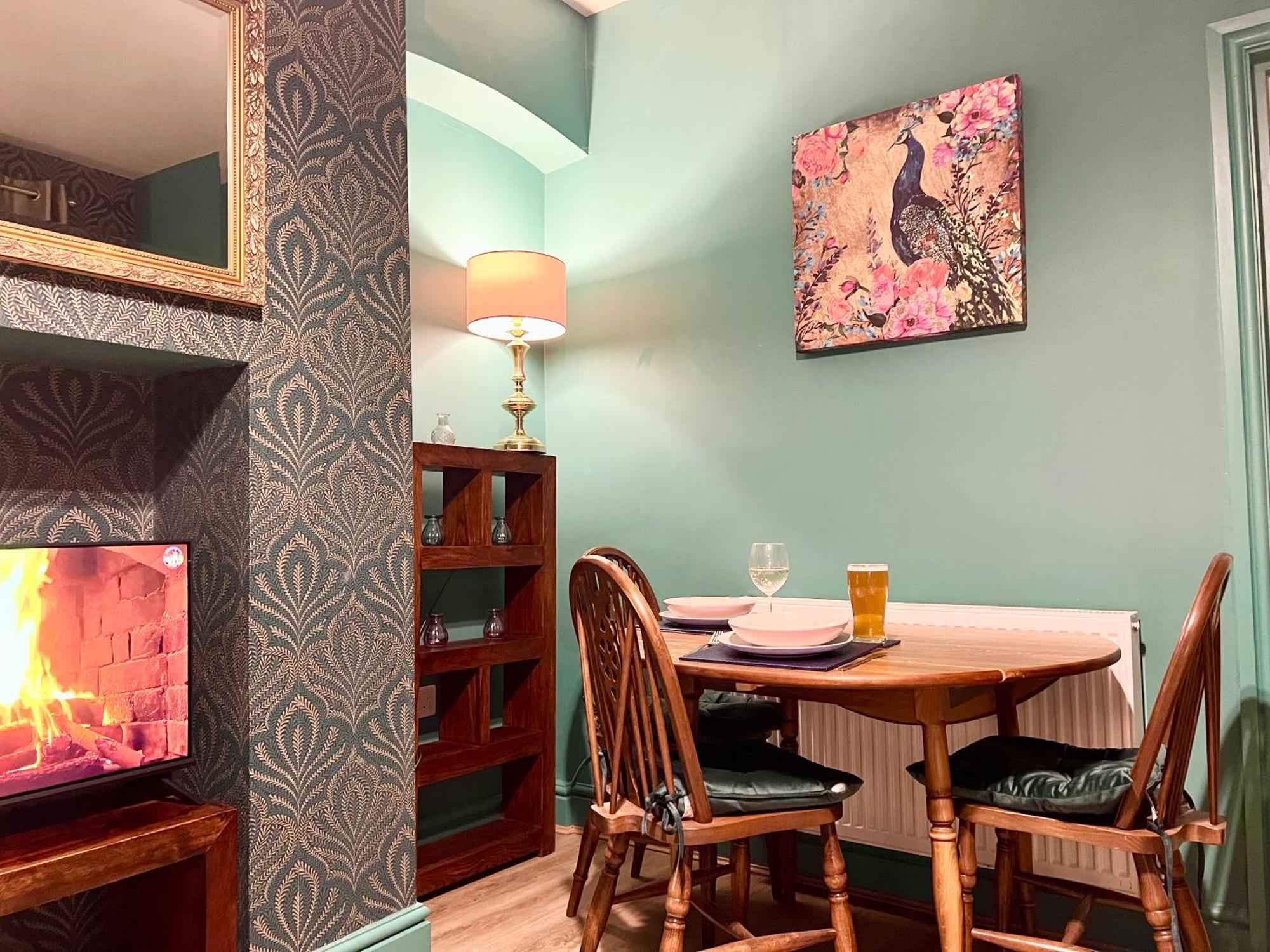 ノッティンガムThe Rose- Grd Floor, 2-5 Beds, Smarttv, Uni, Tram, M250 Fibreアパートメント エクステリア 写真