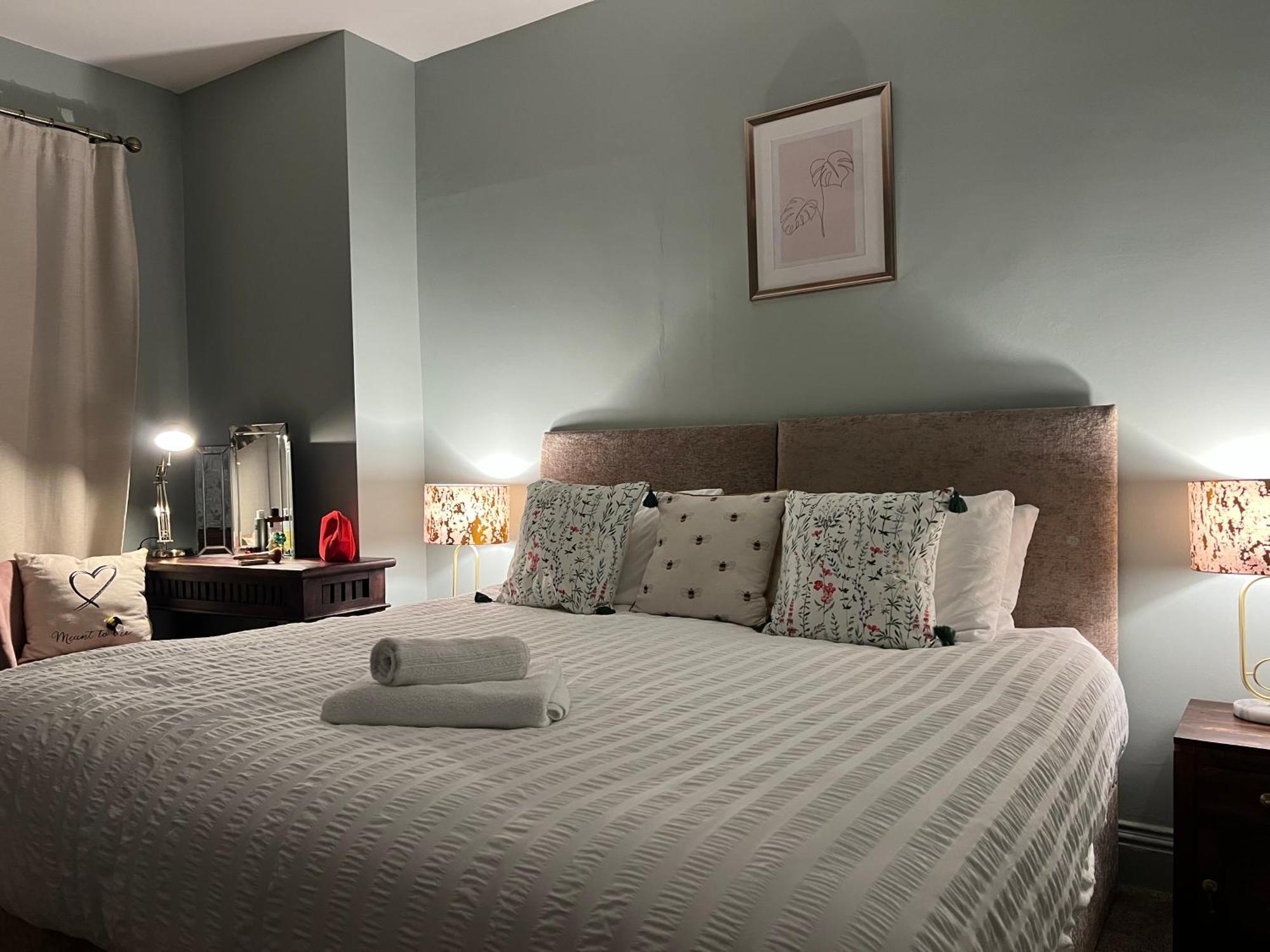 ノッティンガムThe Rose- Grd Floor, 2-5 Beds, Smarttv, Uni, Tram, M250 Fibreアパートメント エクステリア 写真